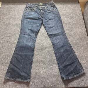 7 For All Mankind Mid-Rise Stretch Boot-Cut Jeans  30 Y2K 90s Casual Distressed